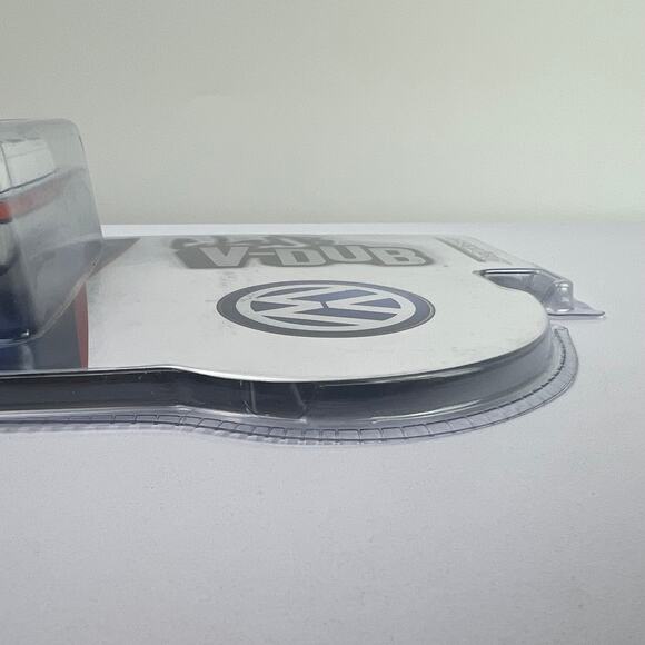 1:64 GreenLight *CLUB V-DUB R17* GULF OIL 1968 Volkswagen Type 2 BUS New - Picture 10 of 13